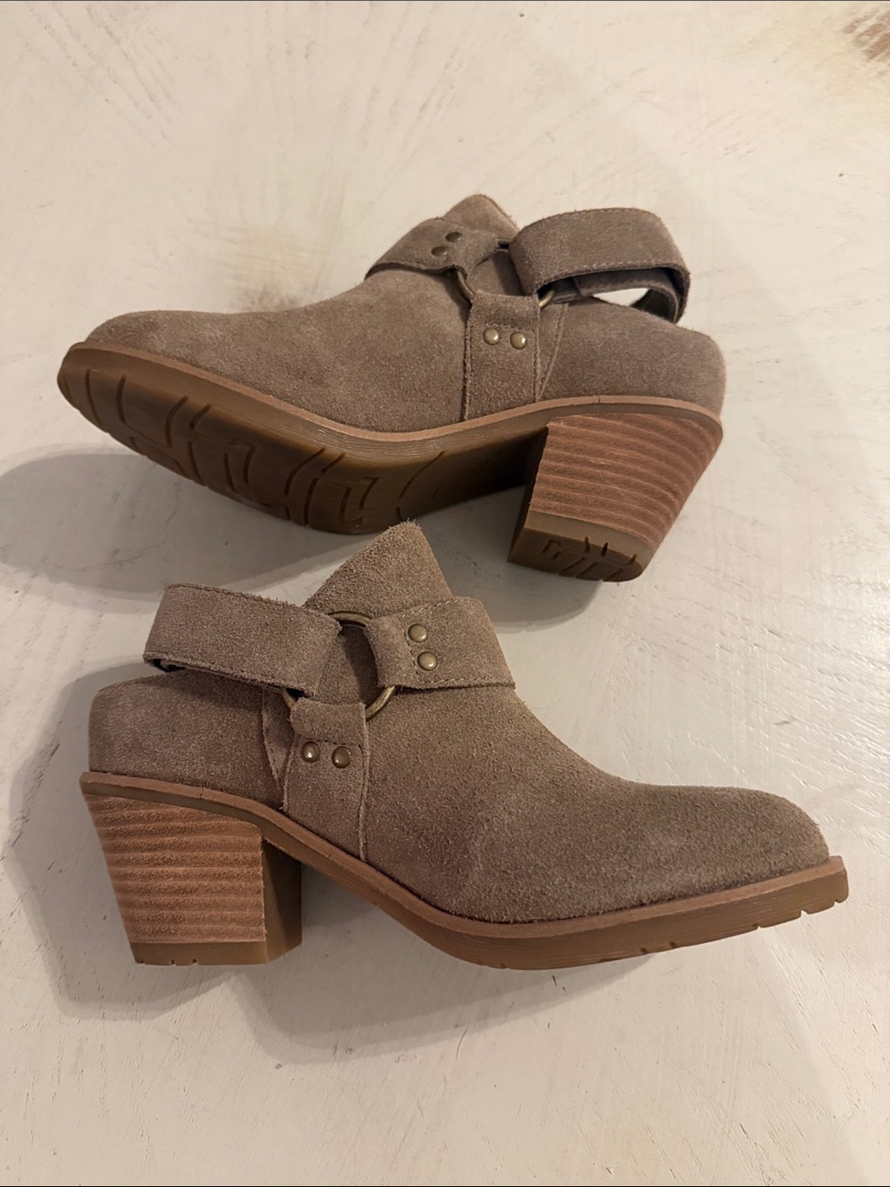Jambu Valora chunky heel suede biker boots sz 6 “cloud” tan